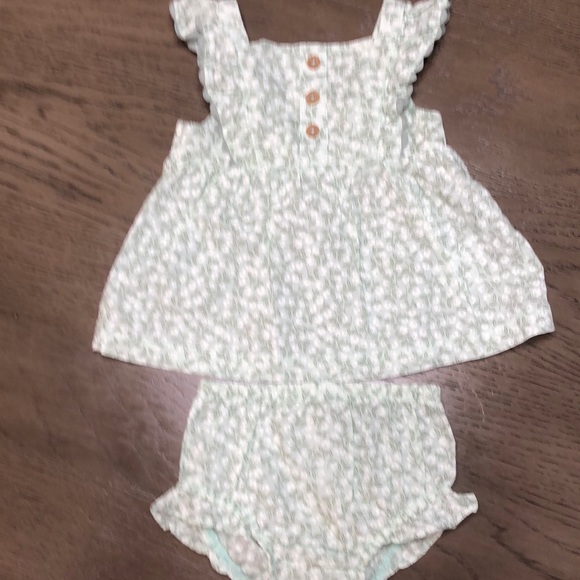 Carter's Other - Baby girl outfit